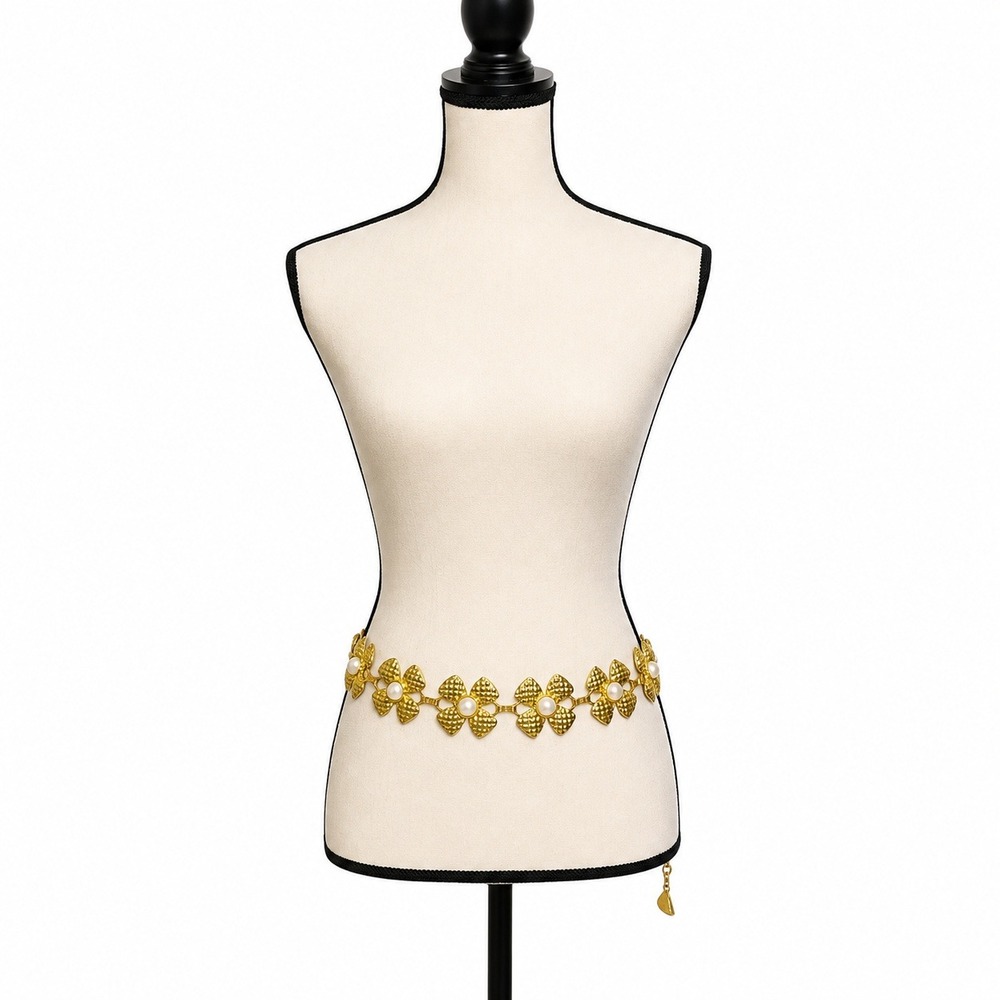 80s Gold Tone Quilted Flower Faux Pearl Chain Belt Tassel Charm 38" Adjustable